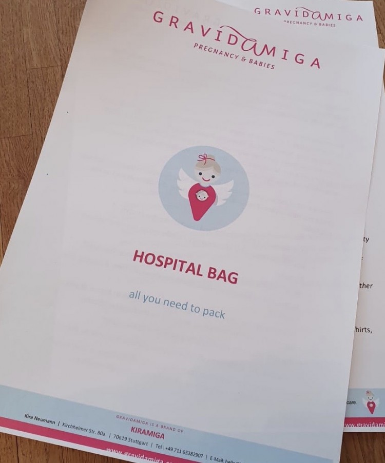 Flyer & Manual Hospital Bag from our birth preparation course